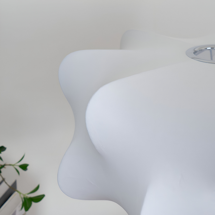 Taklampa Wabi Sabi för vardagsrummet. Modern design med justerbar höjd, ger ett vackert ljus.