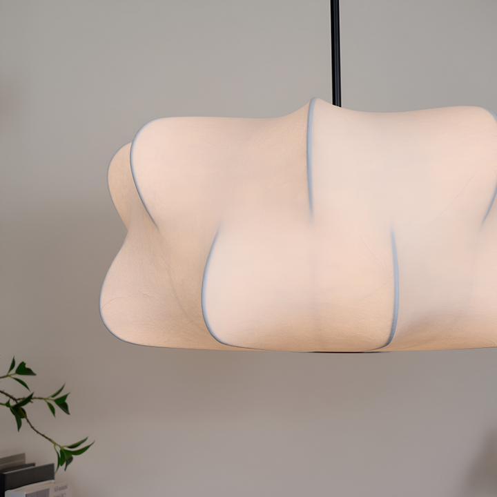 Elegant taklampa Wabi Sabi. Hänglampa med justerbar höjd, idealisk för en modern och varm miljö.