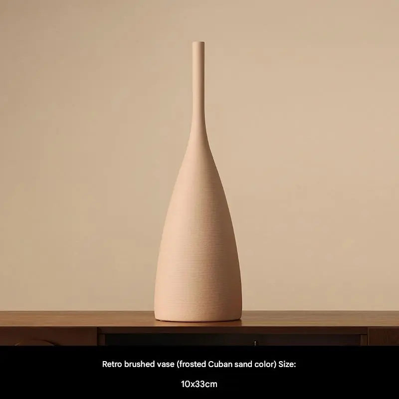 Elegant Morandi keramikvas för heminredning. Tidlös design & handborstad yta.