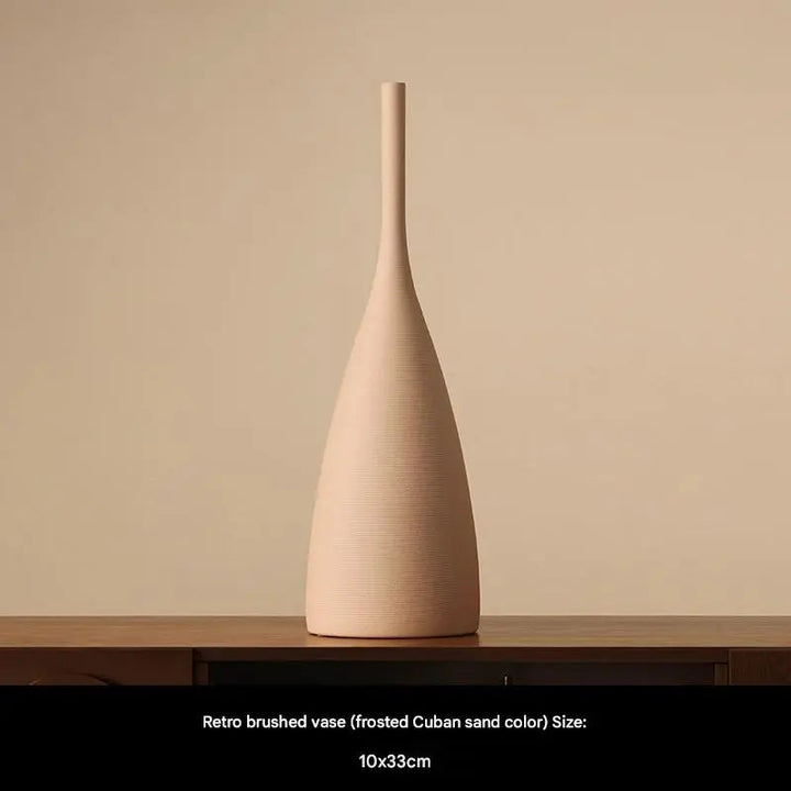 Elegant Morandi keramikvas för heminredning. Tidlös design & handborstad yta.