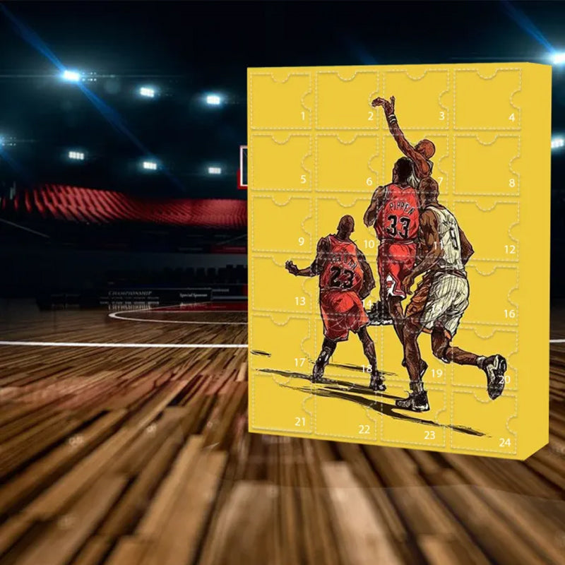 "NBA adventskalender med små prydnader, blå och vit, 24 luckor med baskettemade miniatyrer, perfekt julöverraskning."