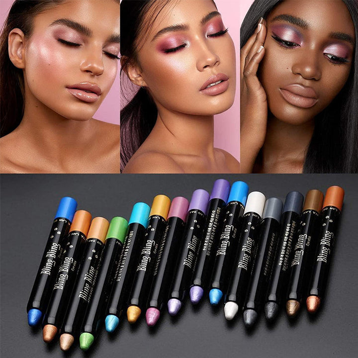 "Ögonskuggspenna med glitter, vattentät och intensivt färgad, för glamorös ögonmakeup. Enkel applicering för alla hudtyper."