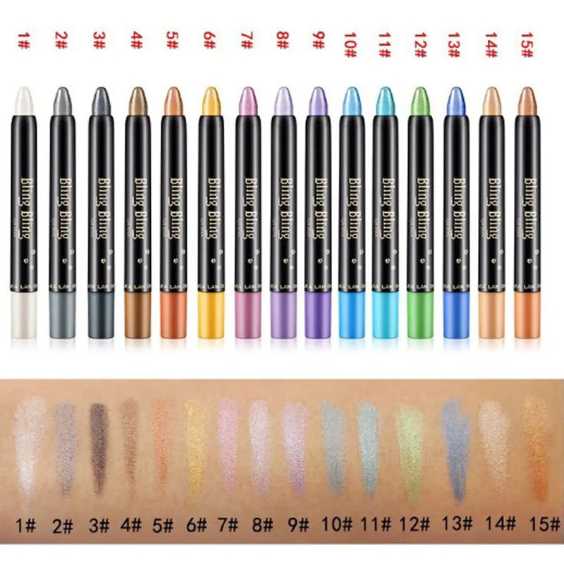 "Ögonskuggspenna med glitter, vattentät och intensivt färgad, för glamorös ögonmakeup. Enkel applicering för alla hudtyper."