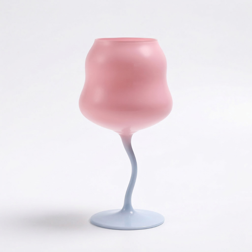 Lyxigt oregelbundet designglas, 473 ml vinglas. Elegant tillägg till din hemmabar eller kök.