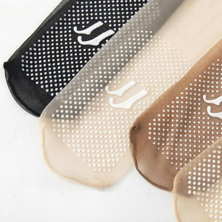 "Osynliga halkfria korta strumpor, designade för säkerhet med gummiprickar, unisex, i svart, beige, brun, grå."