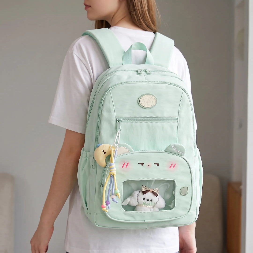 Preppy unisex dagryggsäck, rymlig för skola & jobb. Anpassningsbar för studenter med laptopfack.