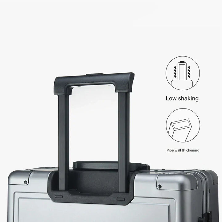 Elegant Pristina hårdskalväska med TSA-lås & 360-hjul. Robust resbagage för bekväma lång- och weekendresor.