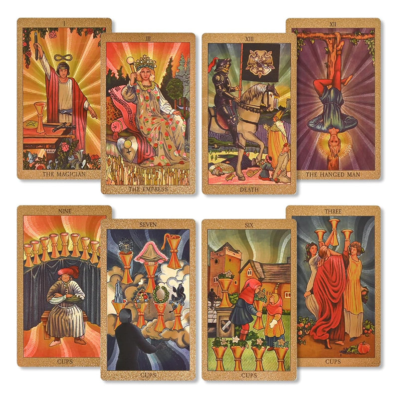 "PVC guld tarotkort i elegant guld-folie med matt guldfolietryck, perfekt för alla tarotläsare."