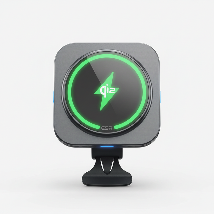 Modern Qi2 mobiltelefonladdare för bil med magnetiskt fäste, optimal för fordonselektronik.