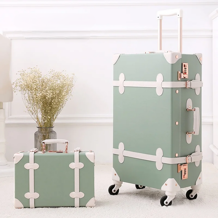 Retro hårdkantsväska set, tvådelat vintage bagage. Stilfull reseutrustning för nästa äventyr.
