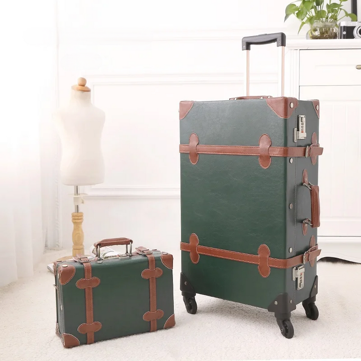 Robust retro hårdkantsväska set, tvådelat. Vintage bagage med säkert kombinationslås.