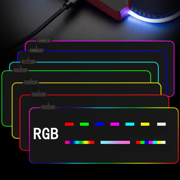RGB gamingmusmatta med flerfärgat LED-ljus, sömlösa kanter, halkfritt gummiunderlag och dynamiska ljuseffekter.