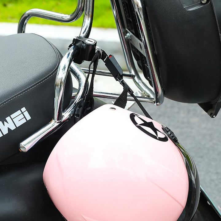 "Robust hjälmlås i aluminiumlegering, passar alla hjälmar, enkel installation på motorcyklar och cyklar."