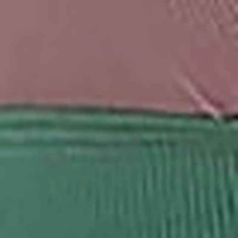Stilren dam triangelbikini i rosa med unika cut-out och glittriga smyckesdetaljer, idealisk för sommar.