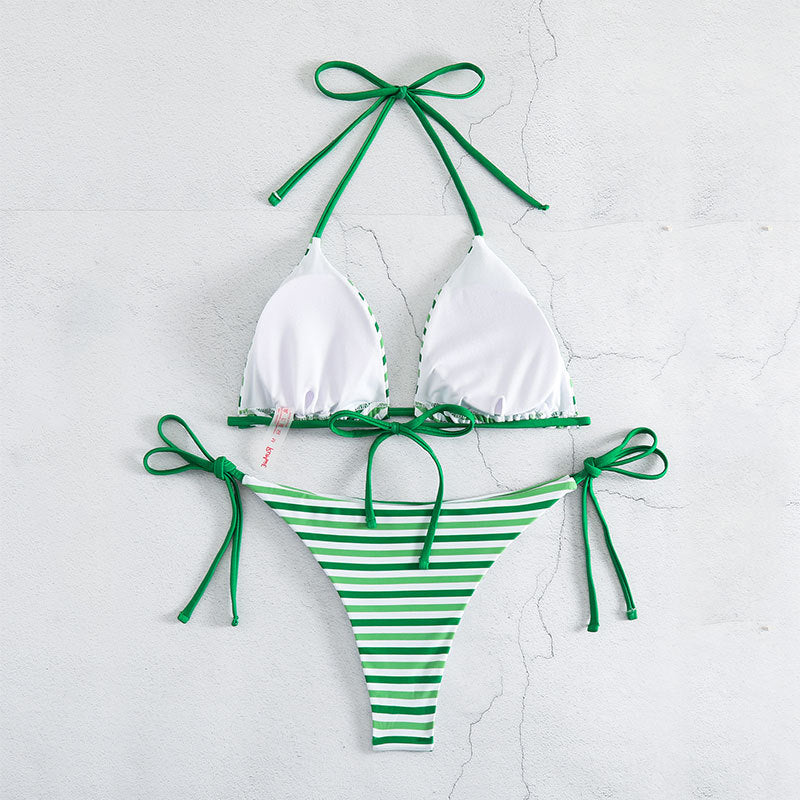 Grön justerbar triangelbikini för dam, stilrena badkläder med knytband för stranddagar.