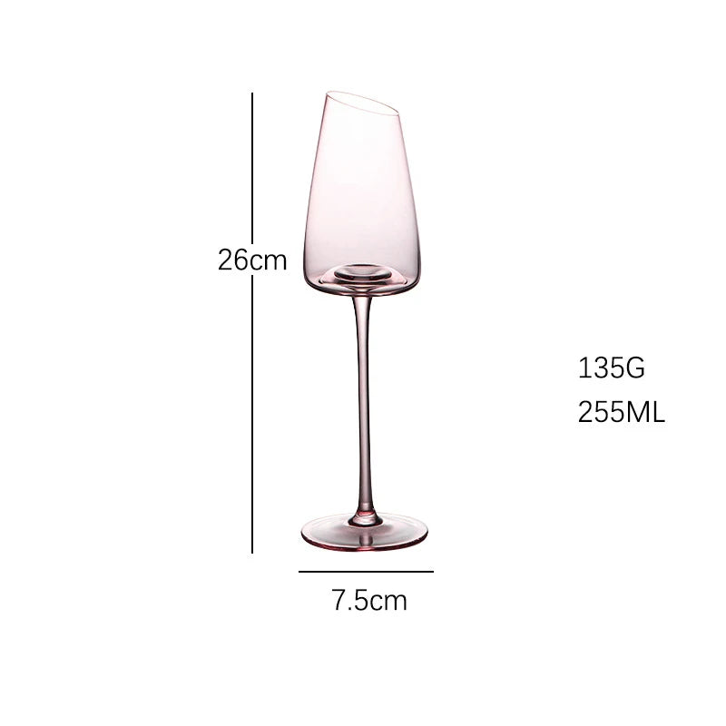 Lyxigt set med 2 handblåsta rosa kristallvinglas. Den perfekta presenten för vinälskare.
