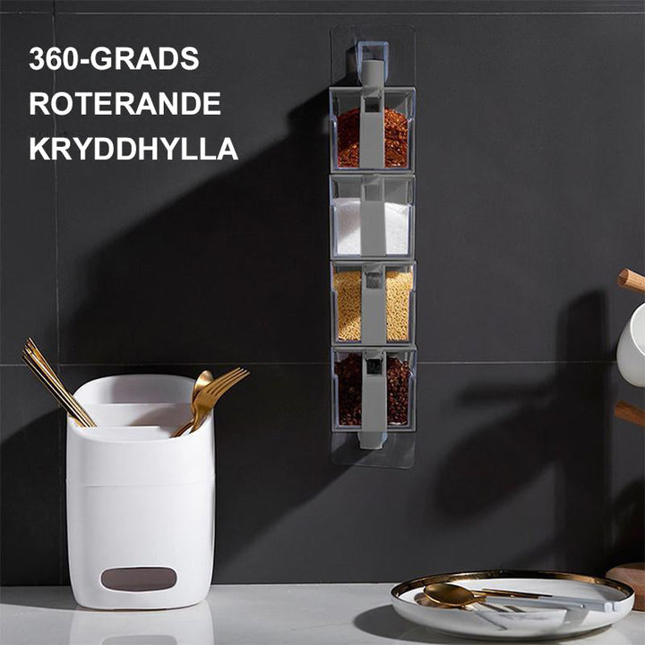 Närbild av de medföljande skedarna till kryddbehållarna på en roterande kryddhylla.