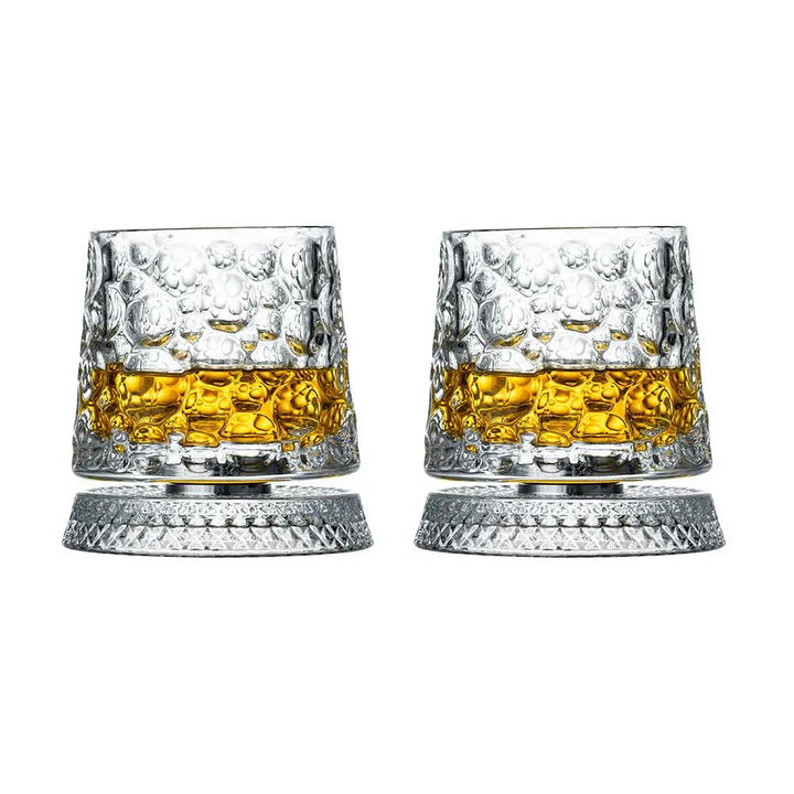 Elegant roterande drinkglas i kristall, 2-pack. Passar whisky, cognac eller cocktails.