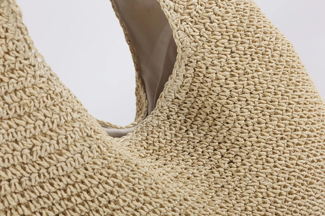 Solkysst beige toteväska, stilren damväska för semester och fritid.