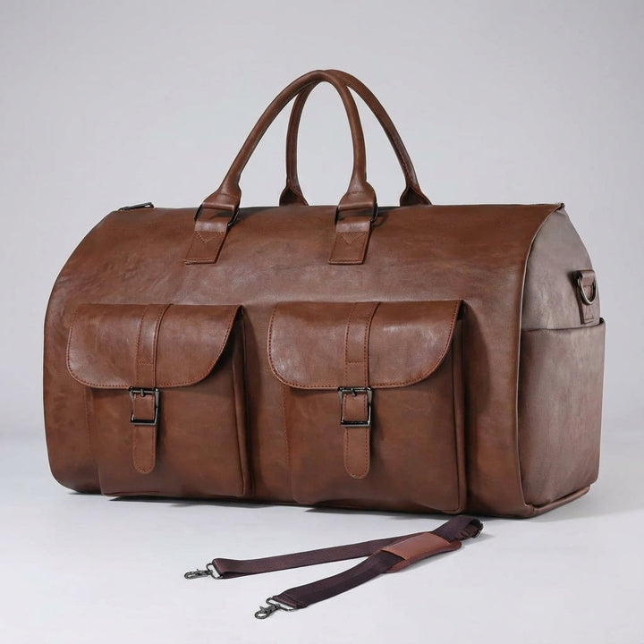 Mångsidig bärbar väska med integrerat skofack, perfekt som carry-on för korta resor och äventyr.