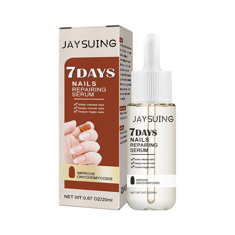 Serumflaska för nageltillväxt på vit bakgrund, snabb effekt 7 dagar, för starkare och längre naglar i 20ml förpackning.
