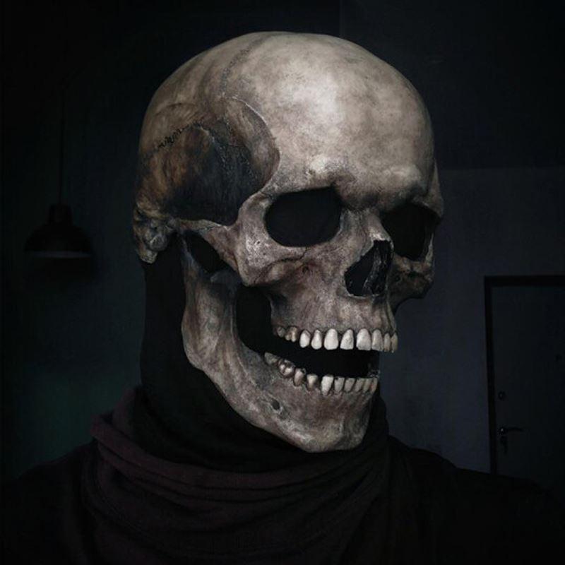 "Skrämmande unisex latex skelettmask för Halloween, realistisk design med markerade konturer och spöklikt uttryck."