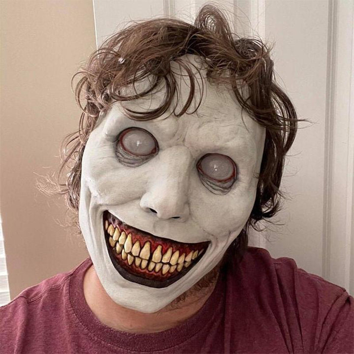 "Skrämmande vuxen latex Halloween mask, vit och grön design, för teater och fest, perfekt till kostymfester."