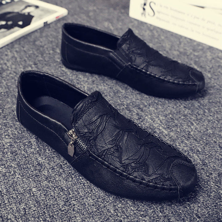 "Skrynkliga herrläderskor i PU-läder med mjuk gummisula, svart och brun färg, elegant casual design för män."