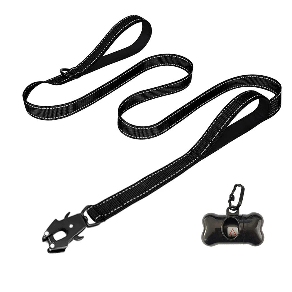 Slitstarkt nylonkoppel för stora hundar. Robust promenadkoppel med säkerhetsreflexer.