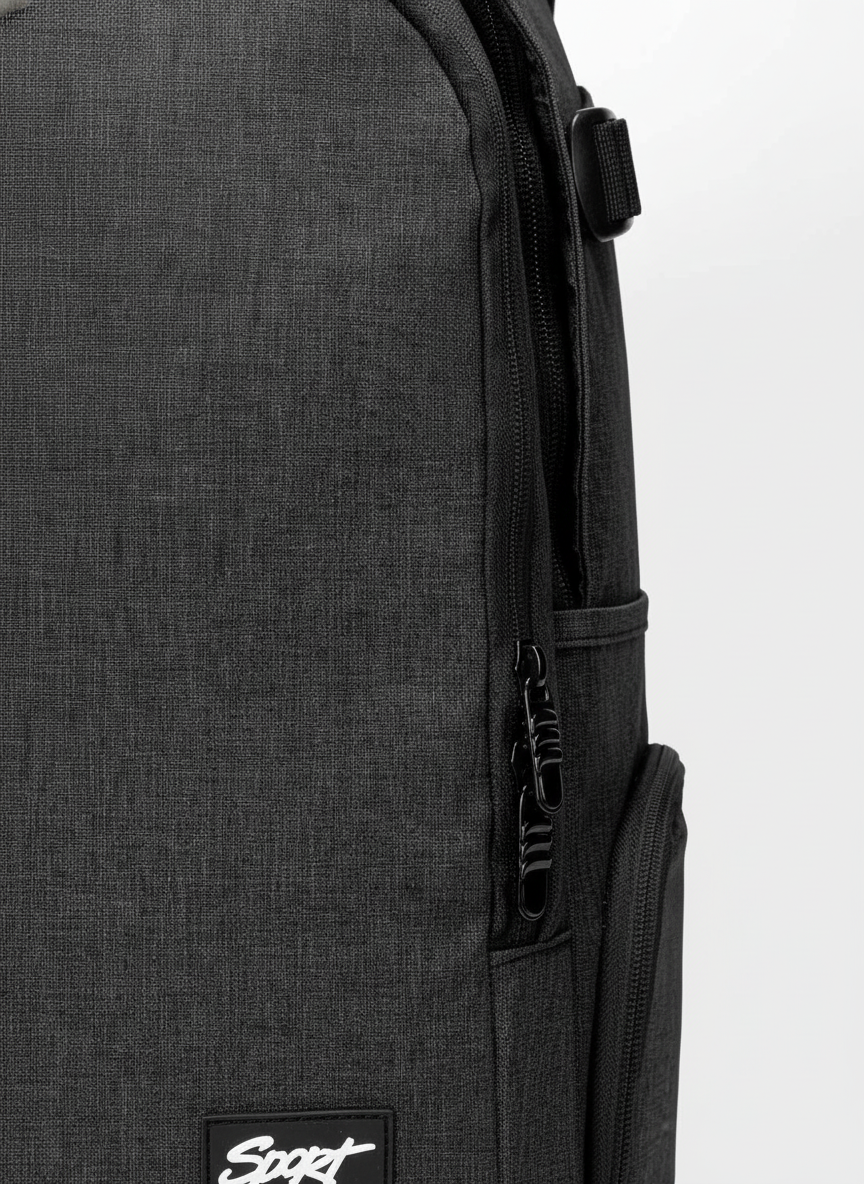 Organiserad reseryggsäck för weekendresor. Slimmad design, perfekt som handbagage eller pendlingsväska.