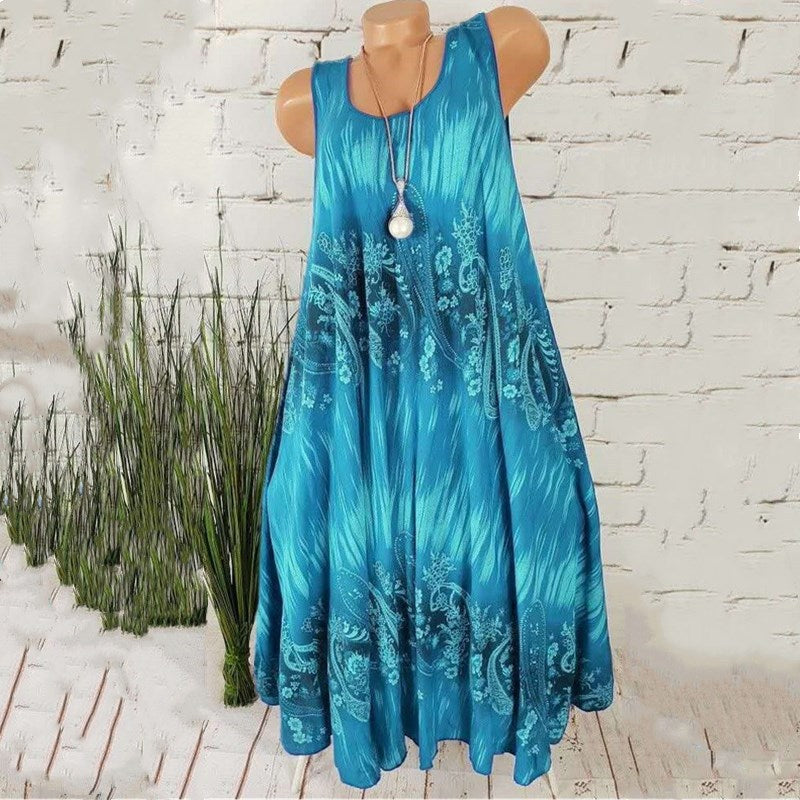 Bohemisk sommarklänning för kvinnor, ärmlös design, bekvämt lätt material, perfekt för sommardagar.