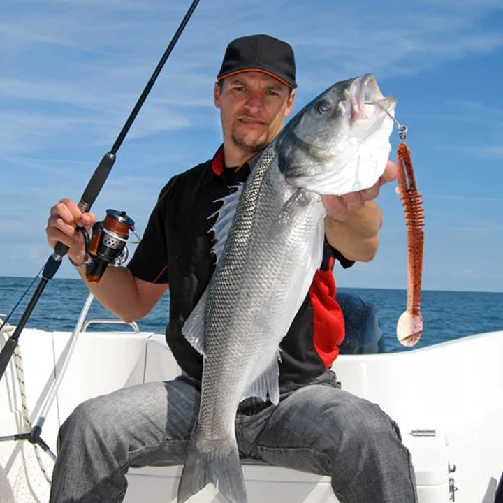 Sportfiskebete med paddelsvans för livsliknande simning, realistiska detaljer, perfekt för abborre och öring.