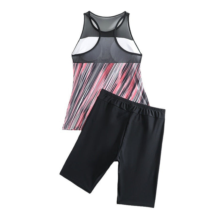 Sommar badkläder för damer: sportigt tankini-set med shorts för simning, strand och fritidsaktiviteter.