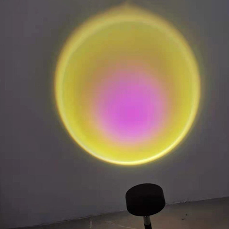 Magisk solnedgångsprojektionslampa för hemmabruk, skapar en varm och avkopplande atmosfär.