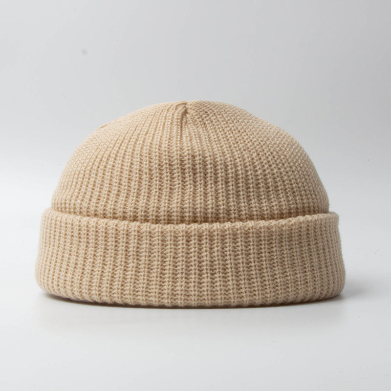 Värmande stickad mössa för män, kupolform, rullad kant, flera färgalternativ, perfekt för höst och vinter, snygg design.