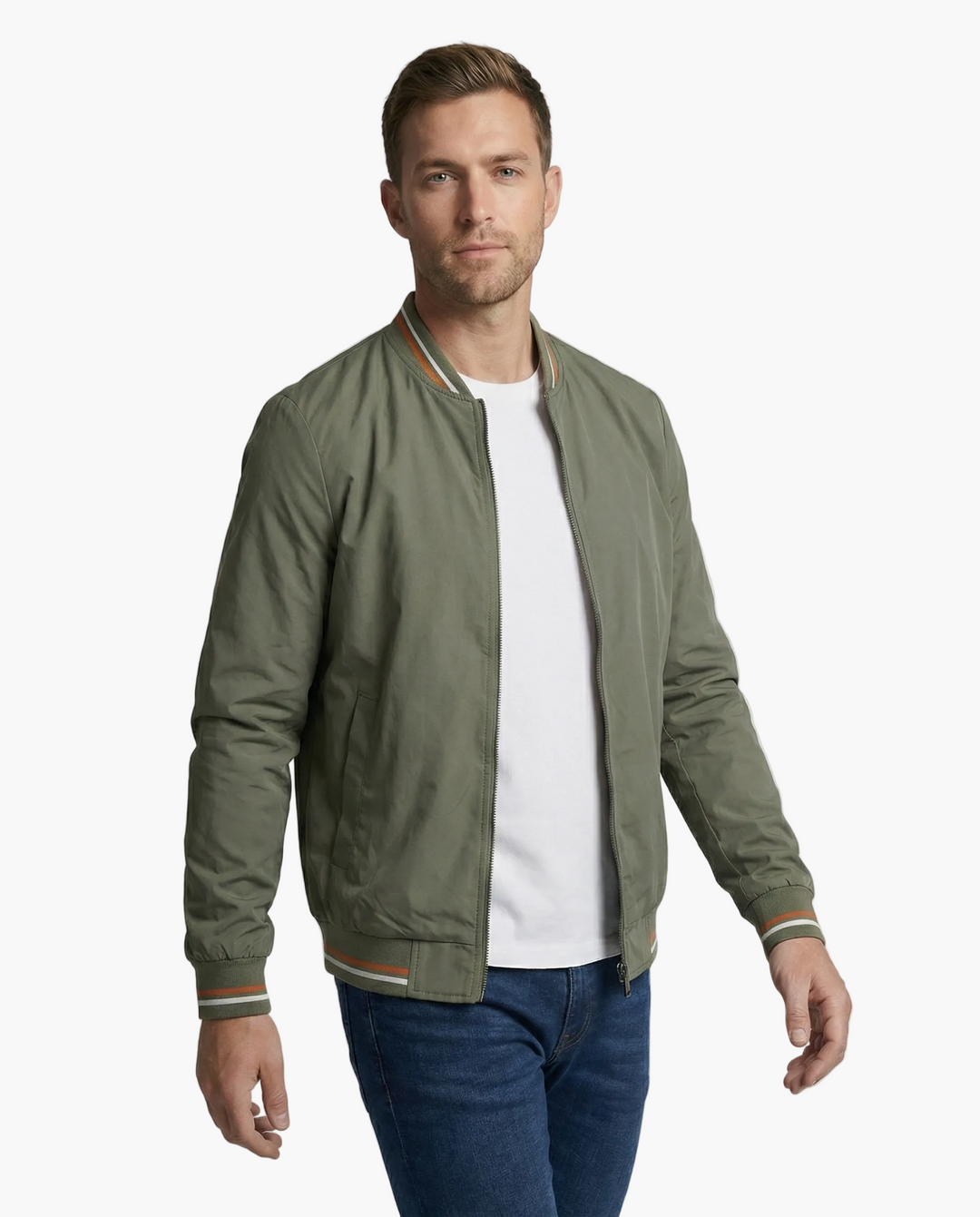 Stilren herr-bomberjacka med ribbad krage, perfekt för casual herrmode. Snygg vår- och höstjacka.