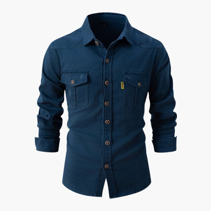 Vävd herrskjorta med stilrena bröstfickor. Perfekt som smart casual skjorta för arbete.