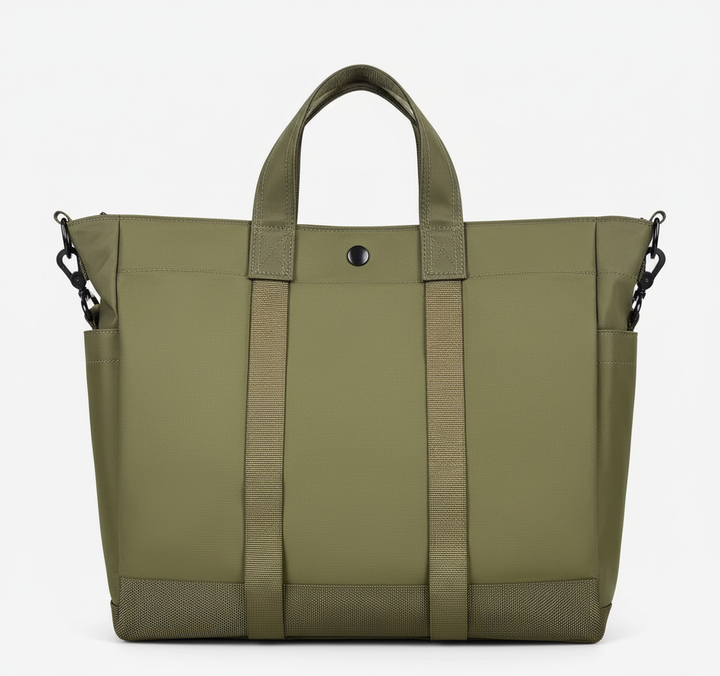 Mångsidig pendlarväska för laptop, en modern toteväska för kvinnor med fokus på stil och funktion.