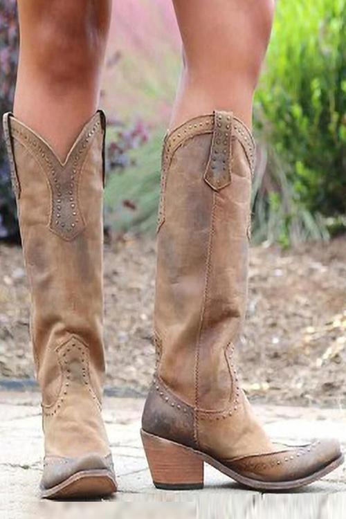 Högkvalitativa, bekväma dam cowboystövlar i slitstarkt läder. Idealisk för vardagsbruk, finns i brun, svart och gul färg.