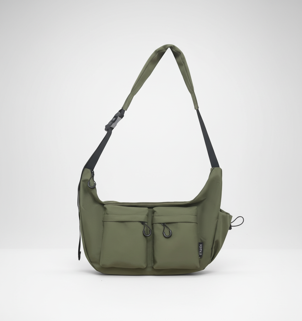 Dam axelväska i canvas, bärs som crossbody; en rymlig och praktisk tygväska för alla tillfällen.