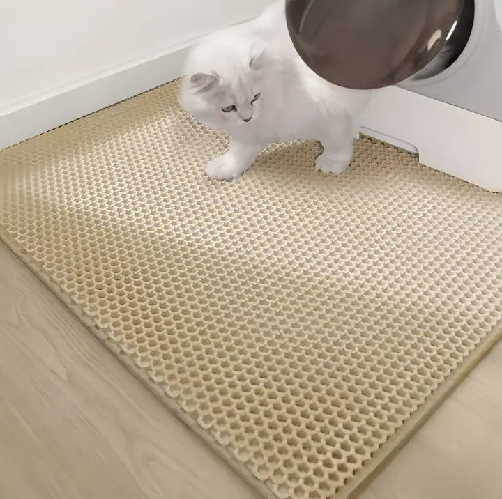 Lättrengjord matta för kattlådan som håller rent runt lådan