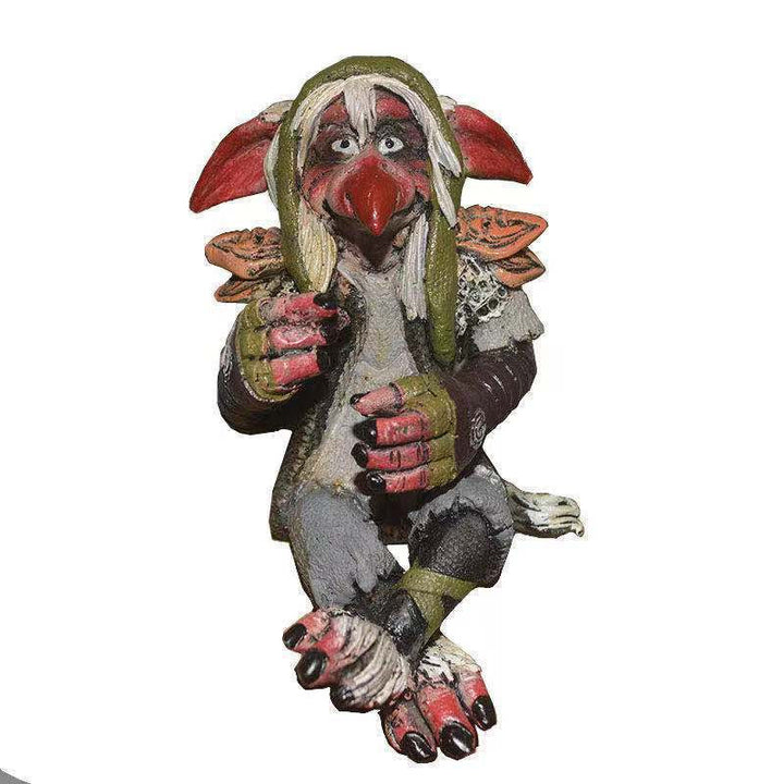 Rolig trädgårdsgoblin med realistiska detaljer för utemiljö