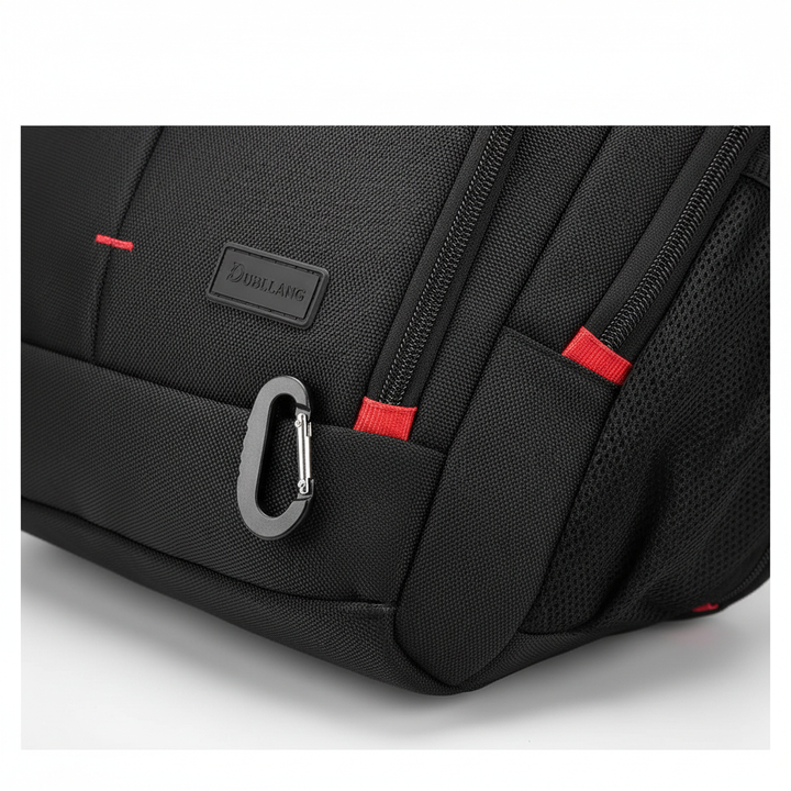 Mångsidig svart 50L laptopryggsäck i vattentålig nylon med smart organisering för resor och vandring.