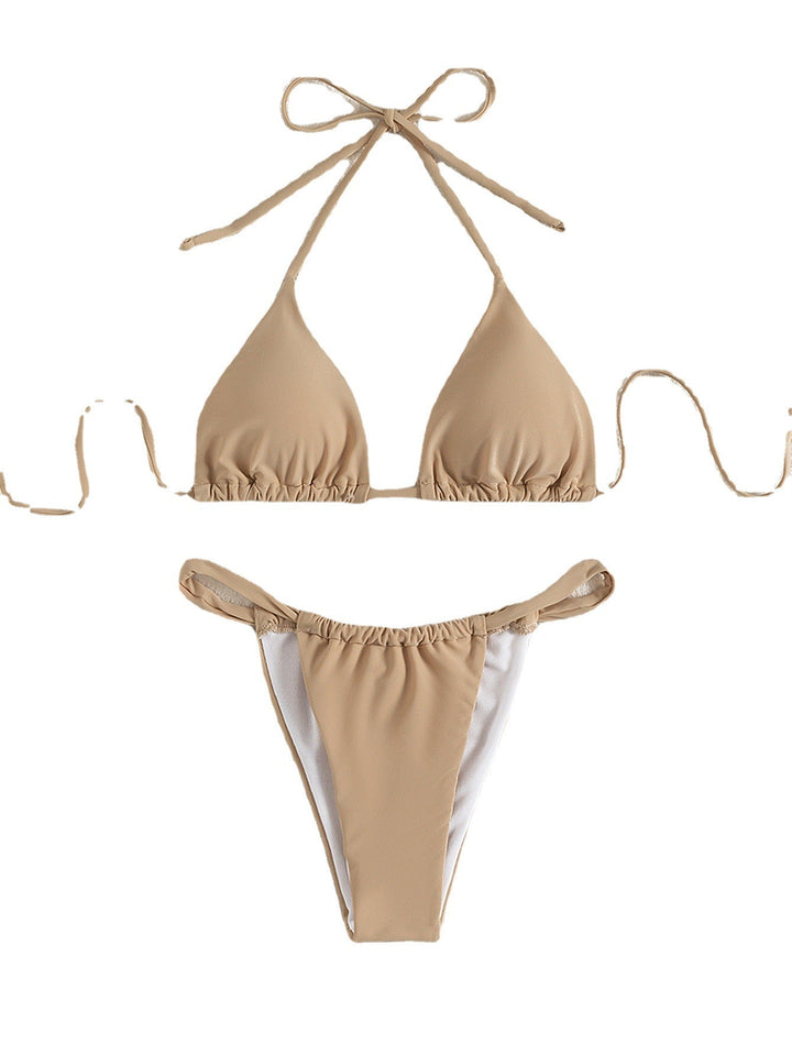 Modernt bikini-set för dam i brun färg, med triangeltop och högskurna underdel. Justerbara för bästa passform.