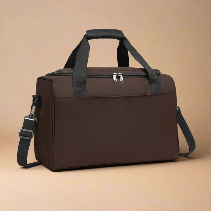 Airlite resväska i kompakt storlek, idealisk som handbagage. Lättviktig och funktionell för weekendresor.