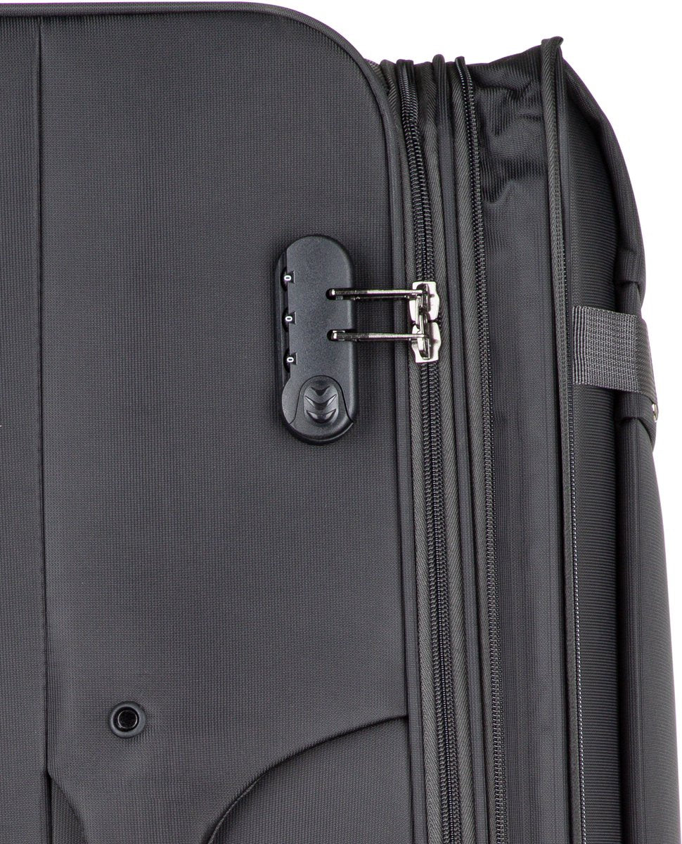 Öppen svart handbagageväska Porto visar rymlig insida, optimal för packning inför flygresa.