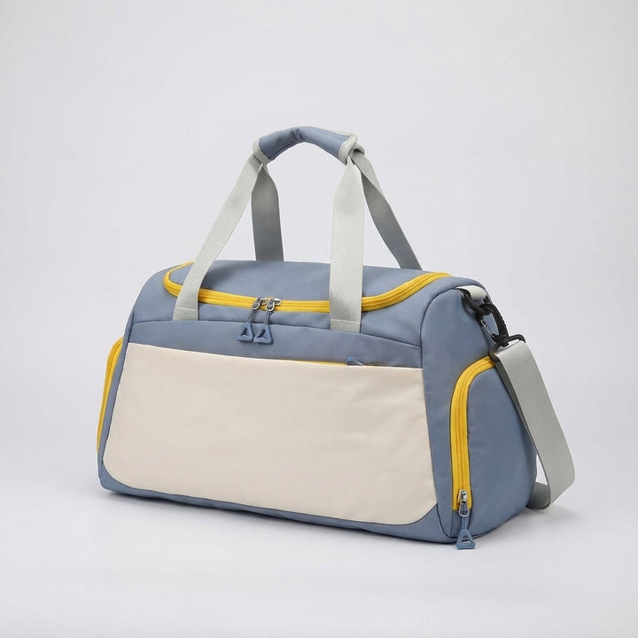 Unisex duffelväska GearMate, vattentät design med separat skofack. Idealisk som gymväska eller resväska.