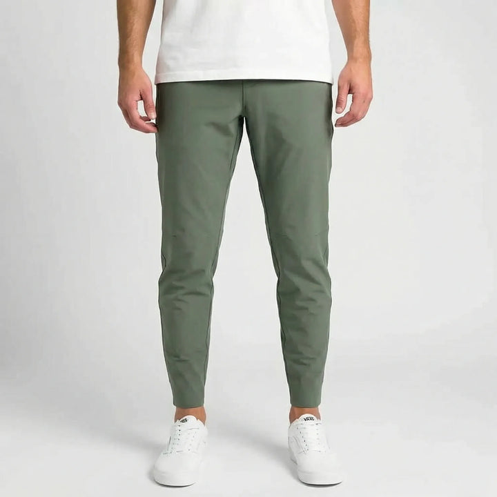 Herrbyxor Ashton, slim fit med raka ben. Modern passform för en elegant och bekväm stil.