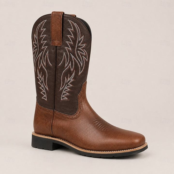 Brunt läder på klassiska western cowboy boots för herr med broderade detaljer