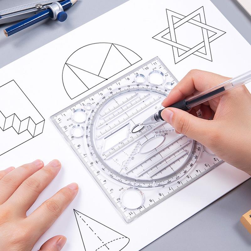 "Transparent cirkelritningslinjal i plast för konstnärer, designers och studenter, med tydlig skala och mångsidig design."